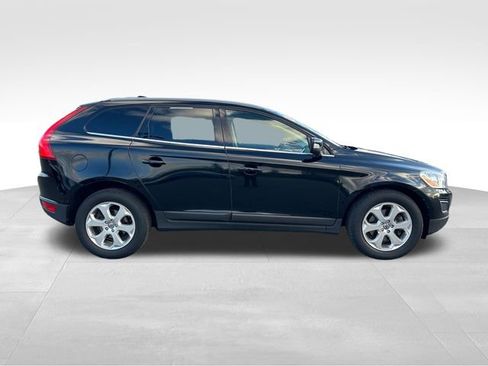 Used 2013 Volvo XC60 3.2 w/ Climate Pkg image 8
