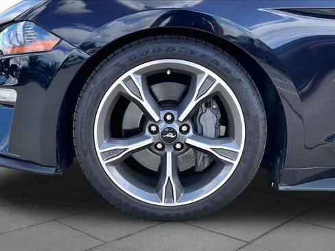 Used 2022 Ford Mustang GT Premium w/ Equipment Group 401A RWD image 10
