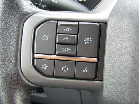 Certified 2022 Ford F150 XLT w/ Equipment Group 302A High image 21