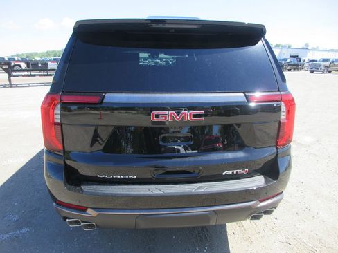 New 2026 GMC Yukon XL AT4 Ultimate AWD/4WD image 5