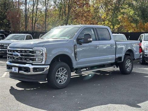 New 2026 Ford F250 Lariat w/ FX4 Off-Road Package image 5