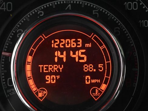 Used 2012 FIAT 500 Sport w/ Safety & Convenience Pkg FWD image 21