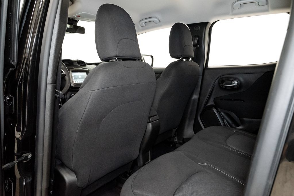 Used 2021 Jeep Renegade Sport FWD image 21