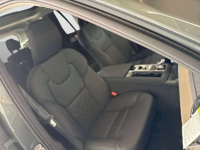 New 2027 Volvo XC90 T8 Plus AWD/4WD image 27