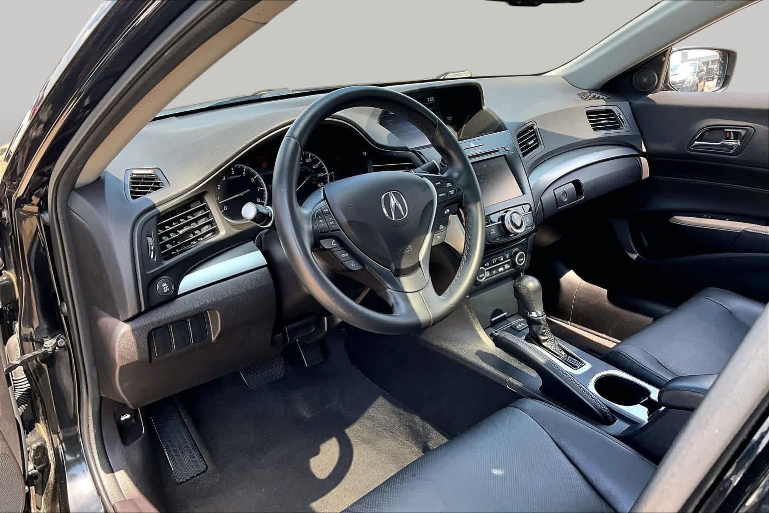 Used 2016 Acura ILX w/ Premium Package FWD image 18