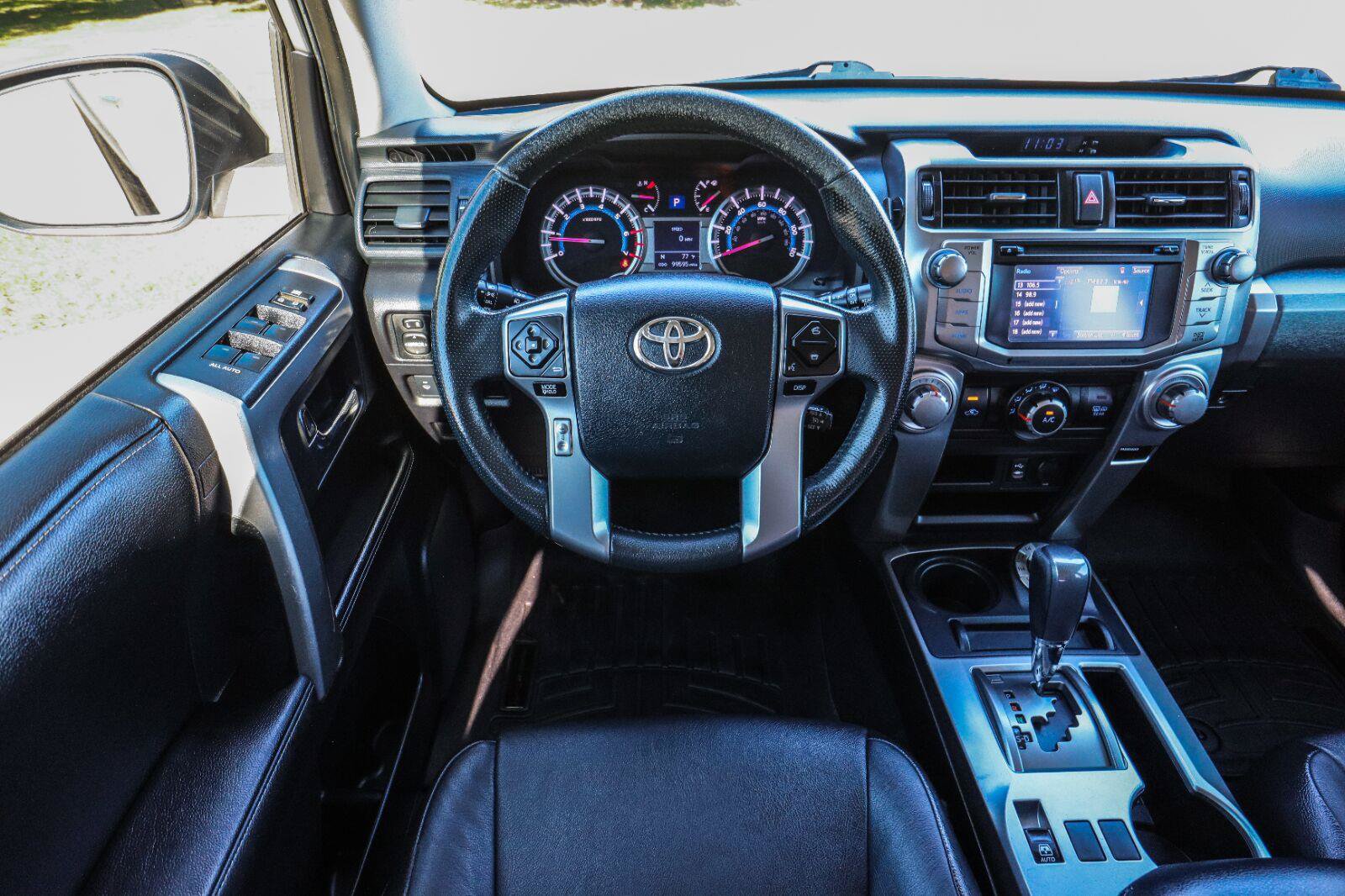 Used 2015 Toyota 4Runner SR5 AWD/4WD image 27