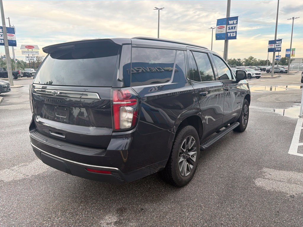 Used 2022 Chevrolet Tahoe Z71 w/ Luxury Package AWD/4WD image 12