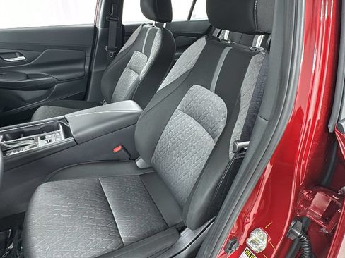 Used 2026 Nissan Sentra SV w/ SV Convenience Package FWD image 11