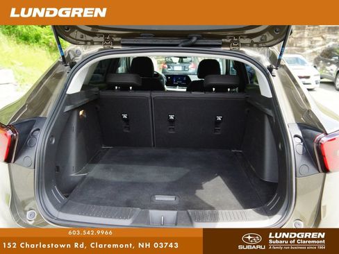 Used 2024 Chevrolet Trax LS w/ LS Convenience Package FWD image 29