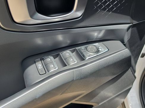 New 2026 Kia Sorento S w/ S Panoramic Sunroof Package FWD image 19