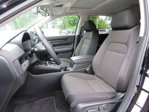 Used 2024 Honda CR-V EX image 12