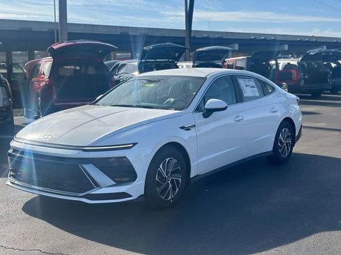 New 2026 Hyundai Sonata Blue image 3