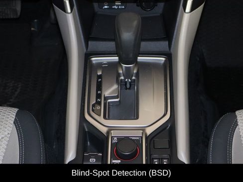 Used 2023 Subaru Forester Premium image 13