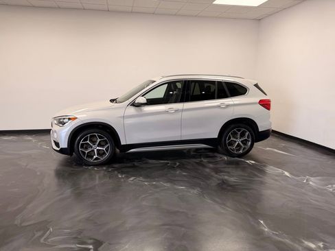 Used 2018 BMW X1 xDrive28i w/ Premium Package AWD/4WD image 2