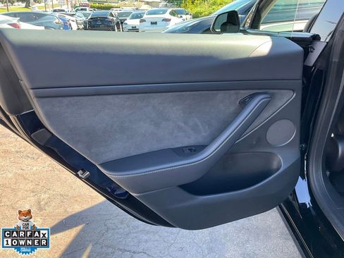Used 2023 Tesla Model 3 Standard Range image 32