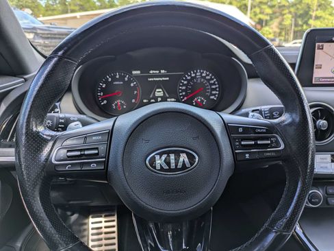 Used 2019 Kia Stinger GT2 AWD/4WD image 19