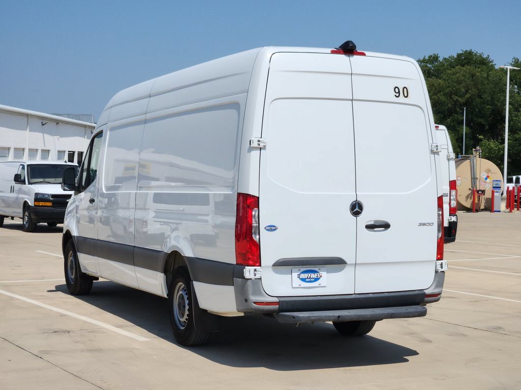 Used 2023 Mercedes-Benz Sprinter 2500 image 5
