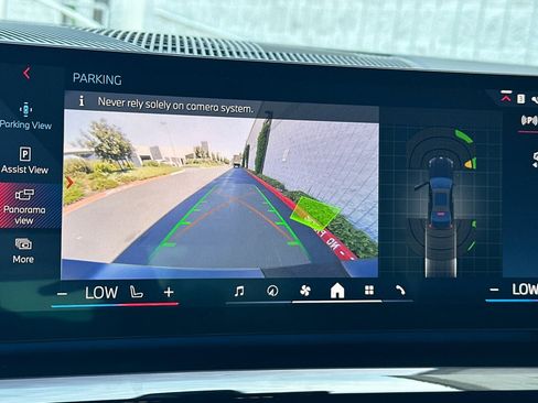 Certified 2025 BMW i5 M60 image 26