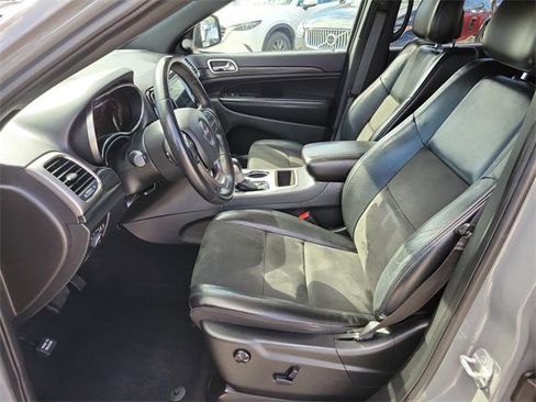 Used 2019 Jeep Grand Cherokee Altitude image 20
