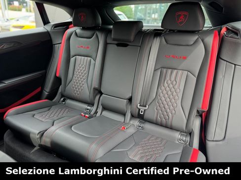 Used 2024 Lamborghini Urus Performante image 13