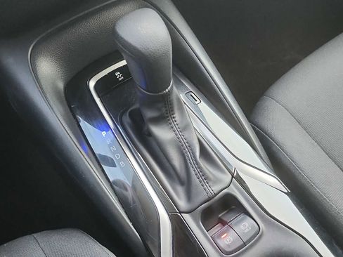 Used 2022 Toyota Corolla LE image 21