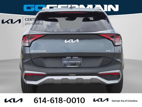 Certified 2024 Kia Sportage EX w/ EX Premium Package AWD/4WD image 9