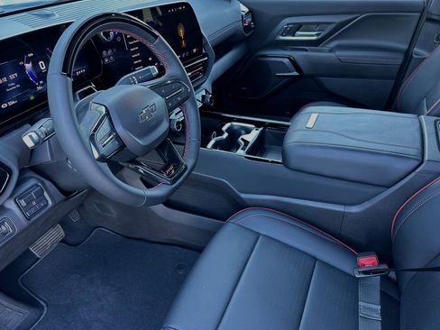 New 2024 Chevrolet Silverado EV RST AWD/4WD image 7