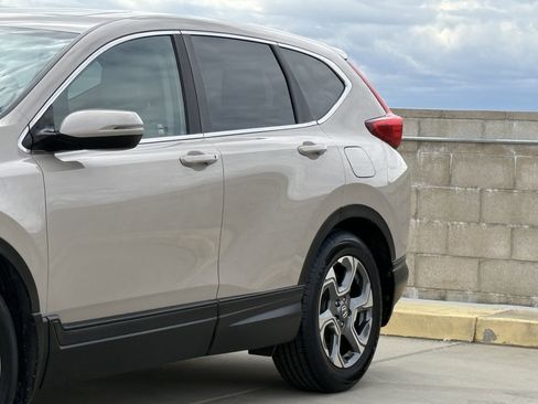 Used 2017 Honda CR-V EX-L image 8