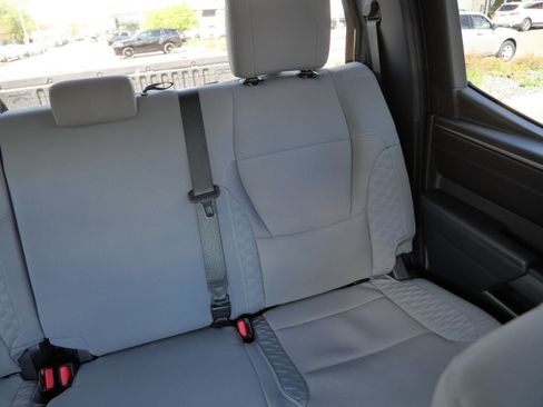 Used 2025 Toyota Tundra SR5 AWD/4WD image 15