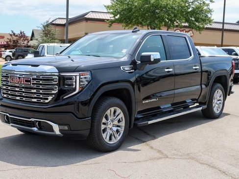 New 2026 GMC Sierra 1500 Denali w/ Technology Package AWD/4WD image 6