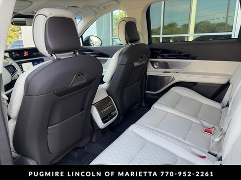 Used 2024 Lincoln Nautilus Black Label AWD/4WD image 4