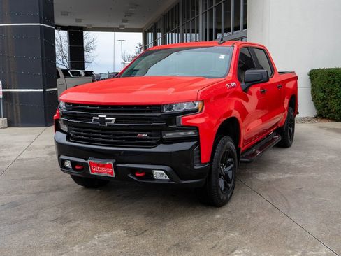 Used 2020 Chevrolet Silverado 1500 LT Trail Boss w/ Bed Protection Package image 3