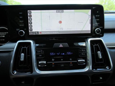 Used 2023 Kia Sorento SX FWD image 28