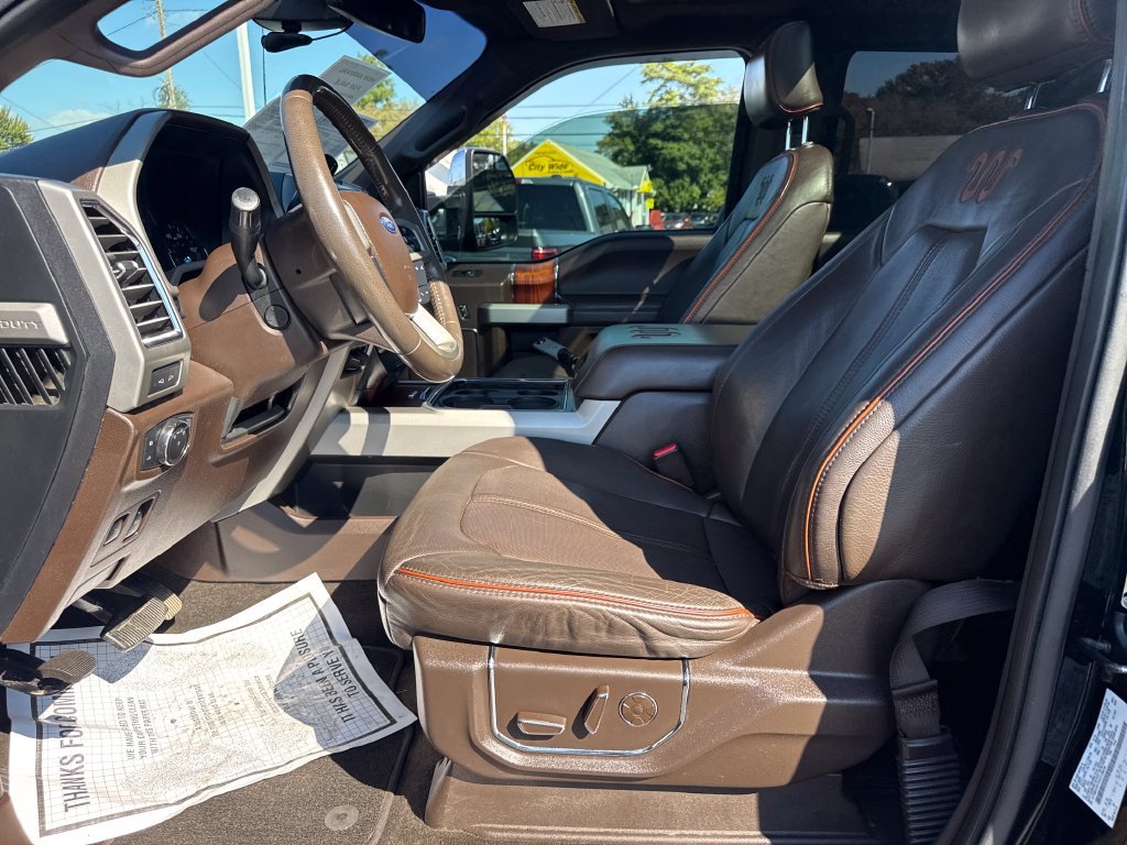 Used 2017 Ford F350 King Ranch w/ King Ranch Ultimate Package AWD/4WD image 26