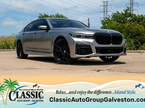 Used 2021 BMW 740i w/ M Sport Package RWD image 1