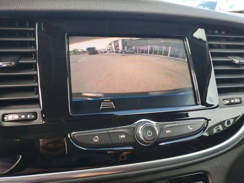 Used 2022 Buick Encore Preferred w/ Safety Package image 28