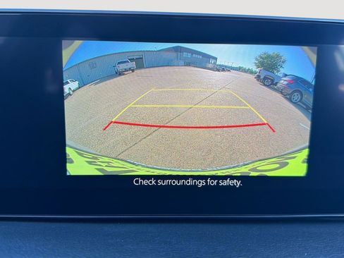 Used 2026 MAZDA MAZDA3 2.5 S Sedan w/ Preferred Pkg image 5