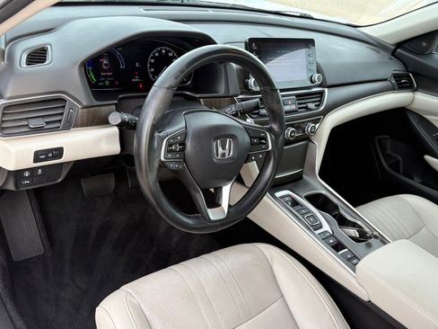 Used 2021 Honda Accord EX-L image 16