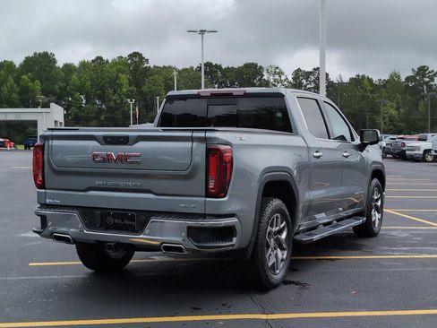 Used 2024 GMC Sierra 1500 SLT w/ SLT Premium Plus Package AWD/4WD image 7