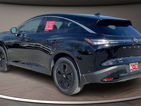 Certified 2025 Nissan Murano SV image 11