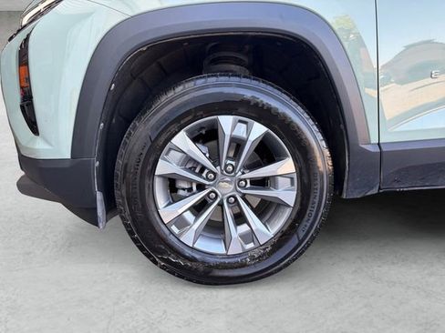 Certified 2026 Chevrolet Equinox LT w/ Convenience Package II image 25