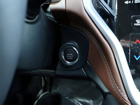 Used 2024 Subaru Outback Touring XT image 28