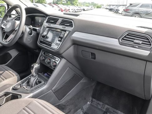 Used 2022 Volkswagen Tiguan S AWD/4WD image 33