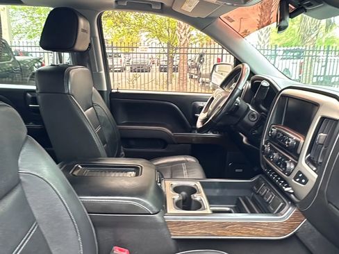 Used 2017 GMC Sierra 1500 Denali AWD/4WD image 10