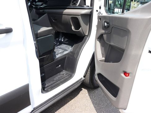 Used 2023 Ford Transit 350 XLT RWD image 15