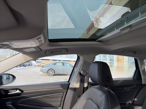 Certified 2024 Volkswagen Jetta SEL image 15