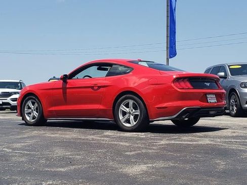 Used 2020 Ford Mustang Coupe image 5