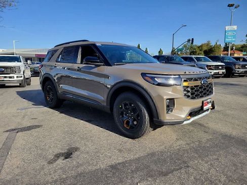 New 2026 Ford Explorer Tremor AWD/4WD image 8
