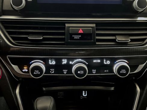 Used 2020 Honda Accord Sport image 11