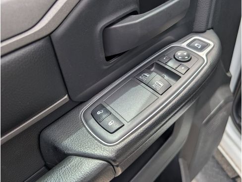 Used 2023 RAM 3500 Tradesman AWD/4WD image 12